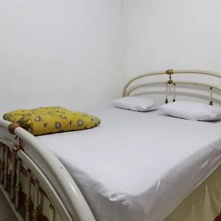 Sisca Guest House-2